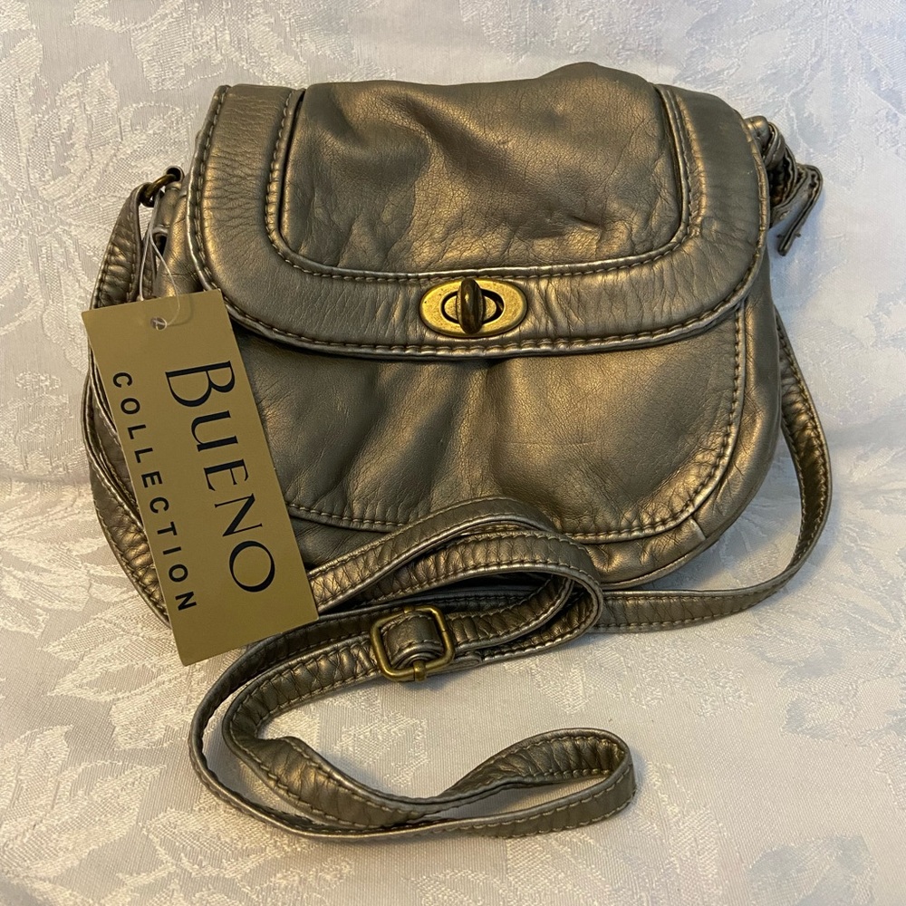NWT Bueno Metallic “Cori” Crossbody